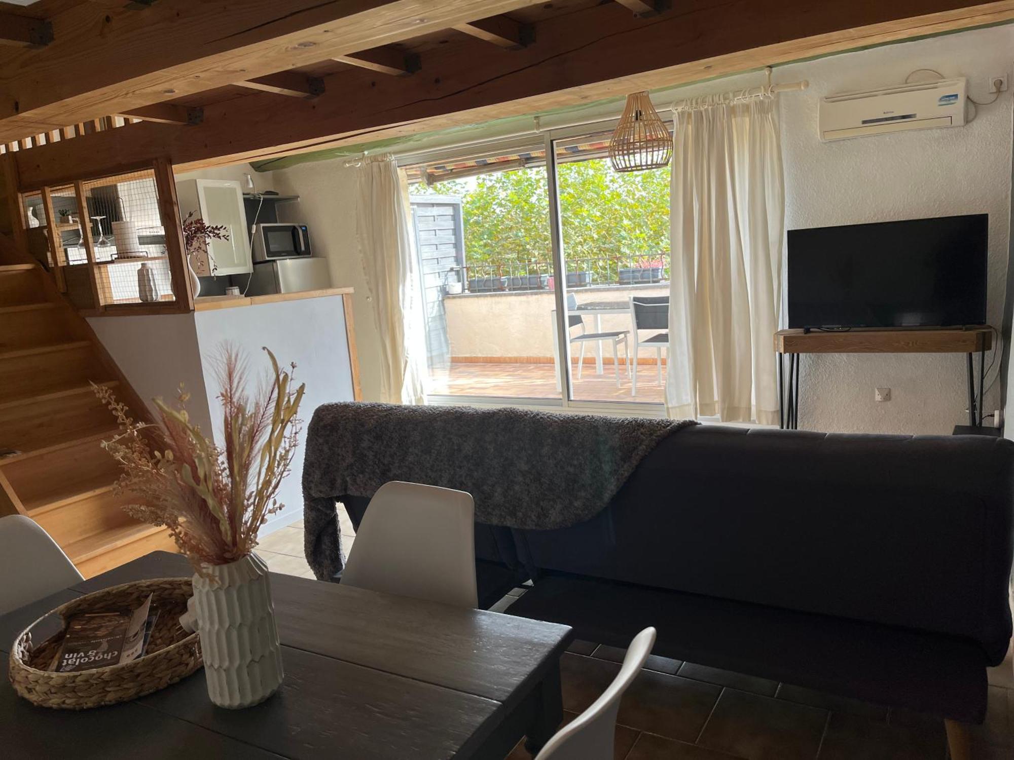 Duplex Lumineux Sur Gde Terrasse, Balneo Double, Parking Prive, Clim, Local Velos Entraigues-sur-la-Sorgue المظهر الخارجي الصورة